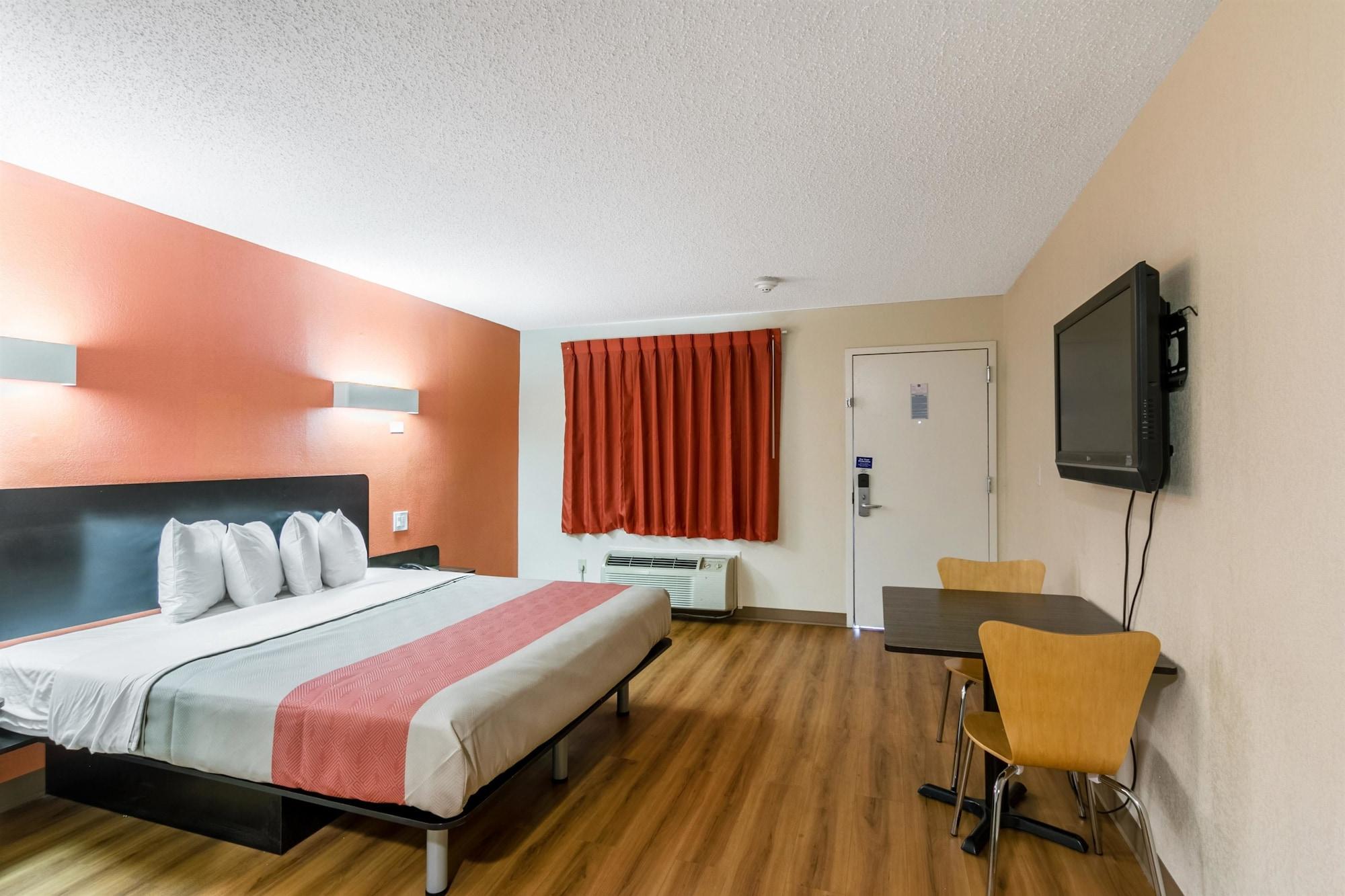 Motel 6 Нью-Брансуик Экстерьер фото