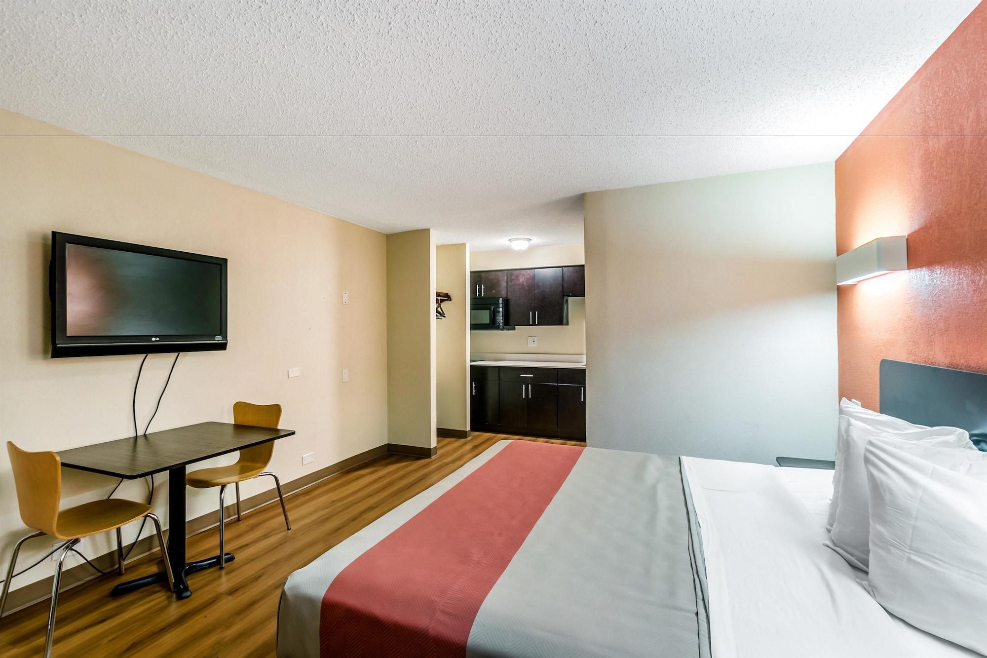 Motel 6 Нью-Брансуик Экстерьер фото